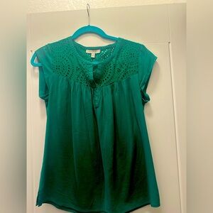 Pale sky green top size small